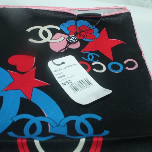 New w Tag $550 CHANEL Hand Rolled Silk Logo Scarf Beautiful! - Picture 3 of 8